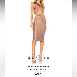 Cocktail dress in perfect conditions. Perfect for wedding guests.